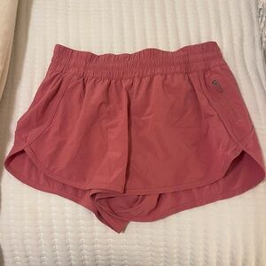 Lululemon Tracker 4in Shorts
